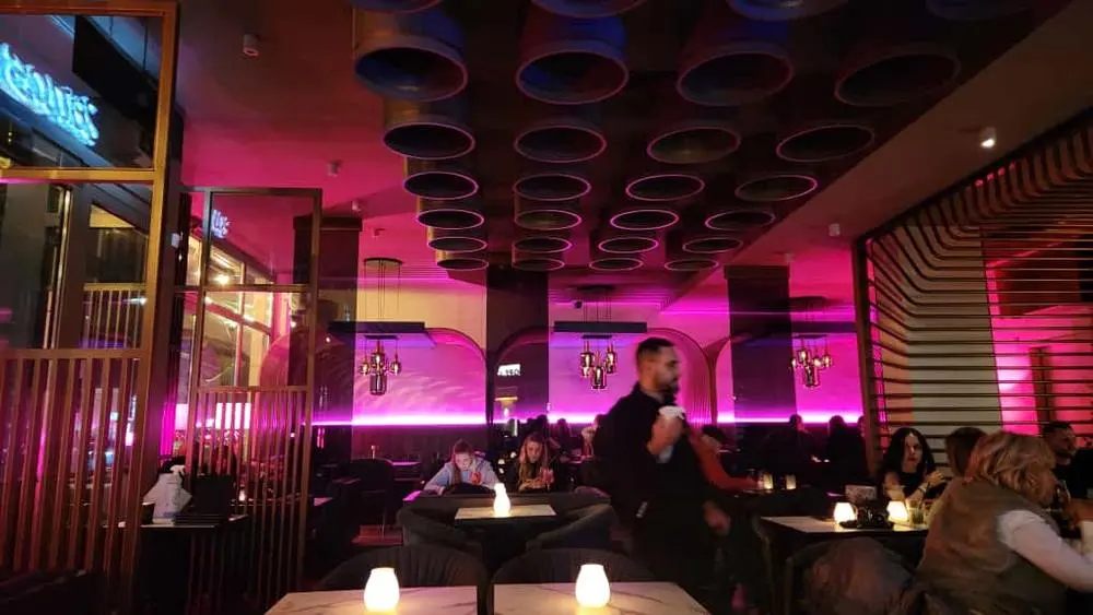 Abendstimmung in der Cocktailbar