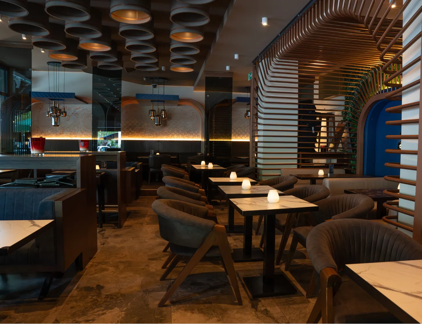 Zeitlos Cocktailbar Interieur